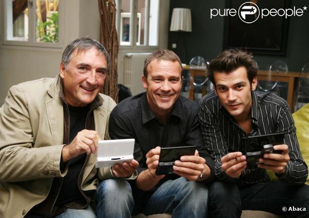 Alexandre Fabre, Serge Dupire et Franck Borde lors du lancement du jeu  Plus Belle La Vie  sur la Nintendo DS  !  