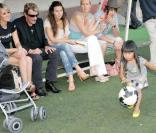 L'adorable Jade Hallyday au Parc des Princes, à Paris, le 14 juin 2009 !