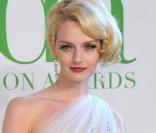 Lydia Hearst, à l'occasion des CFDA Fashion Awards, qui se sont tenus au Alice Tully Hall de New York, le 15 juin 2009 !