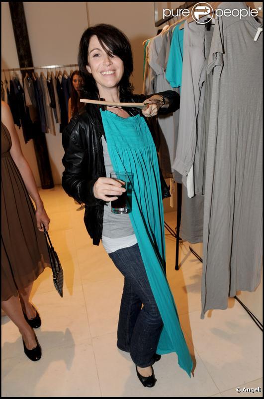 Zabou Breitman pour l'inauguration du concept-store American Vintage rue Tiquetonne à Paris le 16 juin 2009
