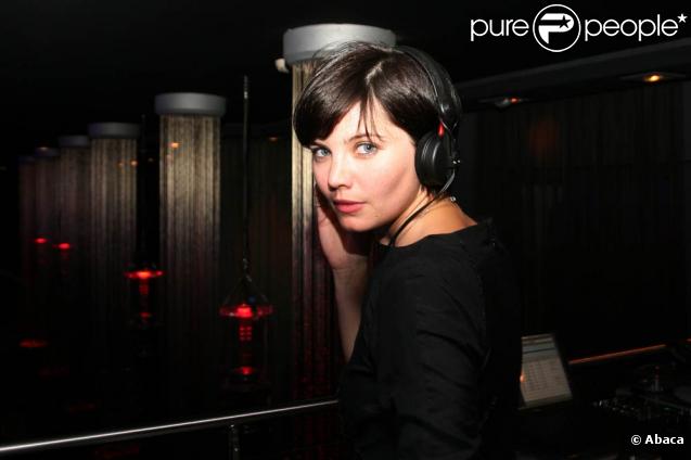 Delphine Chanéac a joué les DJettes au Kube, le 17 juin 2009