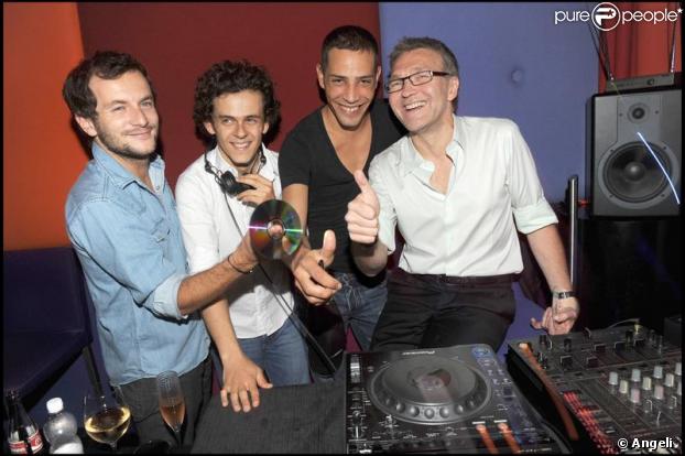 Jérémy Michalak, Michaël Gregorio, Steevy Boulay et Laurent Ruquier au Murano le 18 juin 2009 pour une soirée Lucky Star