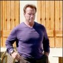 Arnold Schwarzenegger et son fils à bord de leur bolide... pour retrouver sa femme !