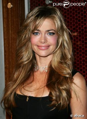 Denise Richards élue pire James Bond Girl de tous les temps !