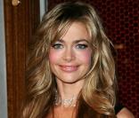 Denise Richards élue pire James Bond Girl de tous les temps !