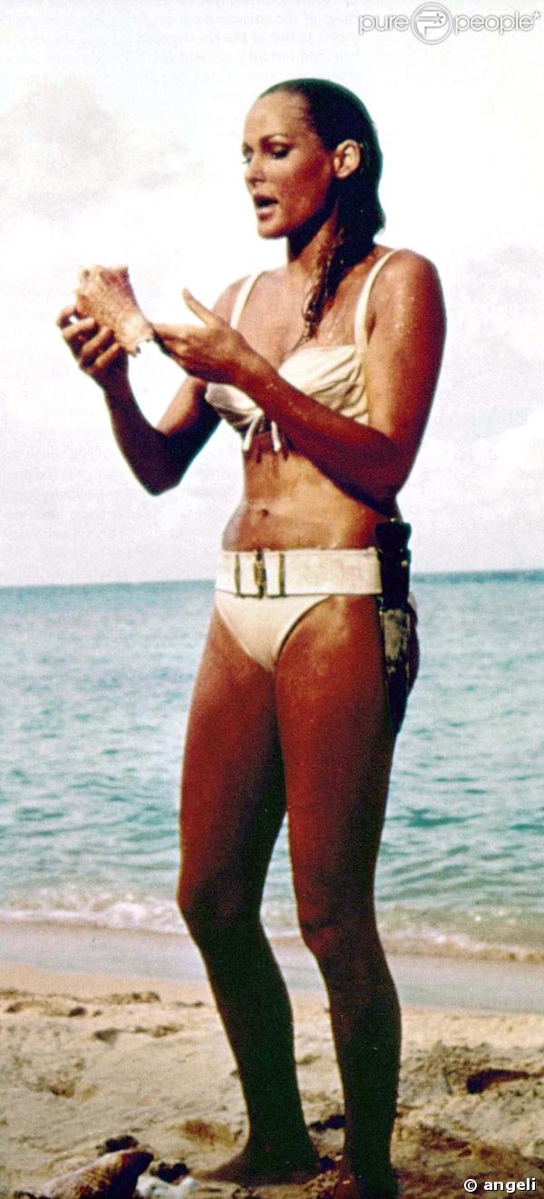 Ursula Andress élue meilleure James Bond Girl