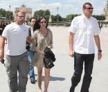 Demi Moore en tournage d'une publicité à Paris, s'est rendue au musée du Louvre avec ses filles Scout et Tallulah, le 23 juin 2009 !