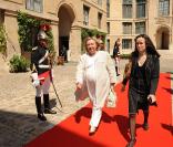 Maryvonne Pinault assiste à la cérémonie d'installation de Cheikha Mozah Bint Nasser Al-Missned, à l'Académie des Beaux-Arts, à l'Institut de France. 24/06/09 