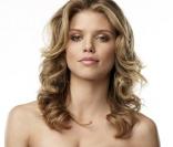 La bombe AnnaLynne McCord dans 90210 !