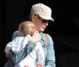 Nicole Kidman collée à sa fille Sunday Rose dans les rues de New York