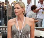 Charlene Wittstock, toujours aussi élégante, lors du coup d'envoi du Tour de France, à Monaco, le 4 juillet  2009