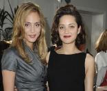 Marion Cotillard et Nora Arnezeder au défilé Dior. 06/07/09