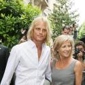 Claire Chazal : son charmant chéri Arnaud Lemaire a des mains... très baladeuses ! Regardez !