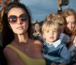 Au lendemain de son dernier concert parisien sur le Circus Tour, Britney Spears emmène ses fils Sean Preston et Jayden James visiter la Tour Eiffel