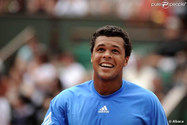 Jo-Wilfried Tsonga... est toujours un coeur à prendre !