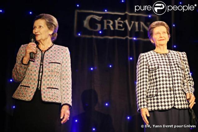 Simone Veil découvre son double de cire au Musée Grévin. 09/07/09 