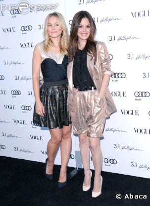 Kristen Bell et Rachel Bilson, à l'occasion du premier anniversaire de la boutique 3.1 Phillip Lim, à Los Angeles, le 15 juillet 2009 !