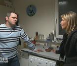 Stéphanie annonce à Xavier qu'elle ne s'amuse pas chez lui, et qu'elle va partir. Xavier s'en fiche, pour faire la vaisselle, il a déjà un lave-vaisselle... pas besoin d'une femme.  