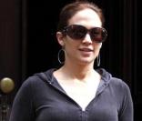 Pour commencer les répétitions sur le tournage de The Back-Up Plan, Jennifer Lopez a la tenue parfaite : un jogging ! 