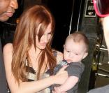 Ashlee Simpson, ici avec Bronx, le fils qu'elle a eu avec Pete Wentz  