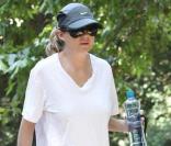 Ellen Pompeo, enceinte, et son mari, se baladent dans les collines de Los Angeles. Juillet 2009