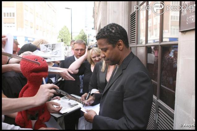 Denzel Washington en promotion à Londres le 22 juillet 2009 pour le film L'Attaque du métro 123 