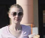 Dakota Fanning  