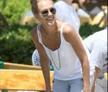 Jessica Alba, souriante !  