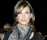 Elisabetta Canali prouve que Big George a vraiment très bon goût en matière de femme ! 
