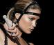 Le célèbre mannequin, Erin Wasson, a réalisé l'un de ses rêves en créant une collection totalement tendance pour la marque RCVA. Elle aura le privilège de la présenter à la prochaine Fashion Week new-yorkaise, au mois de septembre 2009.