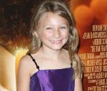 La jeune Tatum McCann, à l'occasion de l'avant-première de  The time traveler's wife , au Ziegfeld Theatre de New York, le 12 août 2009 !