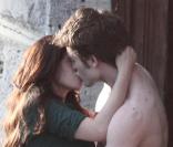 Robert Pattinson et Kristen Stewart sur le tournage de Twilight 