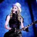 Madonna : 80 000 fans lui ont offert son cadeau d'anniversaire ! Séquence émotion, regardez...