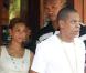 Jay-Z et Beyoncé attaqués par un paparazzi ! Leurs vacances ne sont pas de tout repos... Regardez !