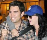 Katy Perry et son chéri à l'aéroport de Melbourne, en août 2009 !