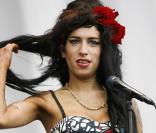 Amy Winehouse en scène avec The Specials lors du V Festival 2009
