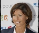 Carole Gaessler à la conférence de presse de rentrée de France Télévisions. 27/08/09