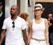 Kanye West : tellement jaloux qu'il cache sa superbe girlfriend Amber Rose... sous un chapeau !