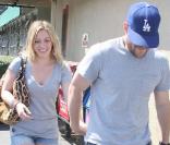 Hilary Duff et son homme Mike Comrie à West Hollywood, le 29/08/09