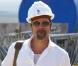 Brad Pitt en homme de chantier... prouve une fois de plus son amour de l'art !
