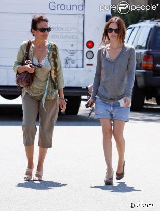 Rachel Bilson et sa mère à Los Angeles. 31/08/09