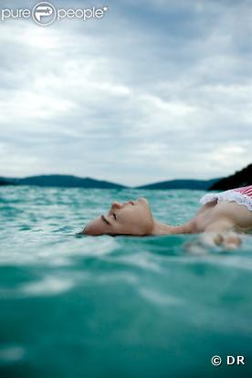 A Deriva (2009) de Heitor Dhalia avec Laura Neiva