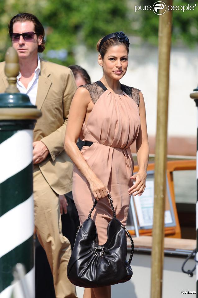 Eva Mendes arrivant à l'hôtel Excelsior au cours du Festival de Venise le 3 septembre 2009