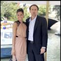 Au côté de la sublime Eva Mendes... Nicolas Cage est très élégant ! Un duo très glamour !