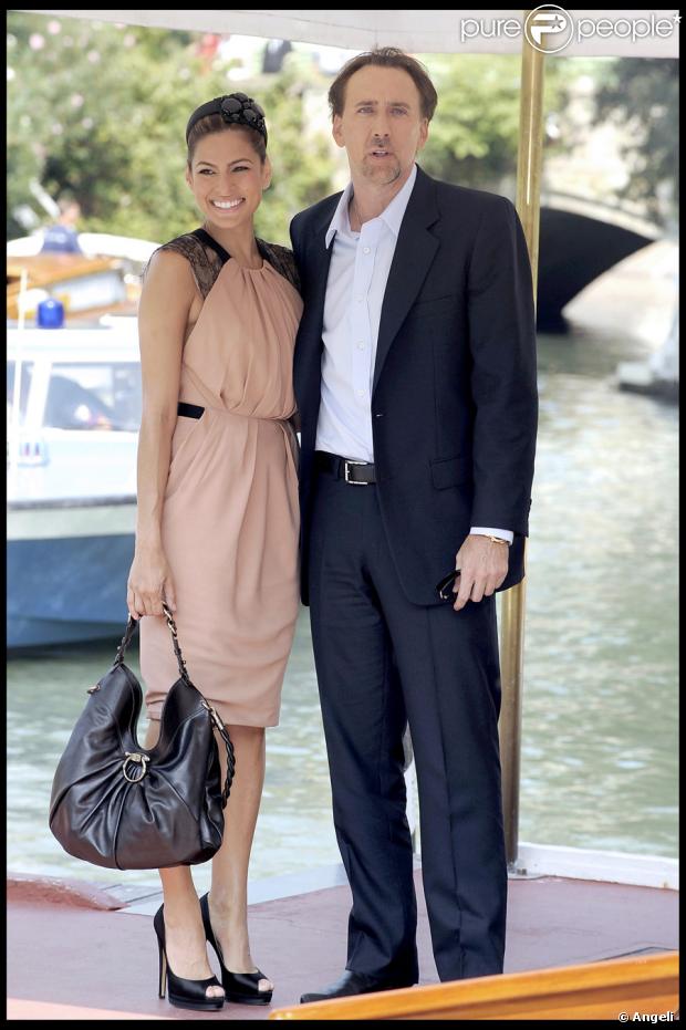 Eva Mendes et Nicolas Cage arrivant à l'hôtel Excelsior au cours du Festival de Venise le 3 septembre 2009