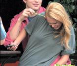 Jessica Alba et Ashton Kutcher sur le tournage de Valentine's Day (1er septembre 2009, Los Angeles)