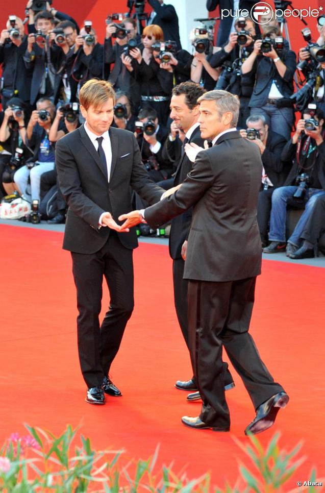 George Clooney et Ewan McGregor arrivent pour la projection de  The Men Who Stare at Goats , le 8 septembre 2009 à la Mostra de Venise