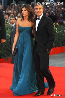 George Clooney et sa compagne Elisabetta Canalis arrivent pour la projection de  The Men Who Stare at Goats , le 8 septembre 2009 à la Mostra de Venise