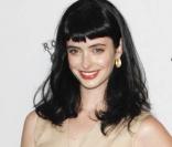 La jolie Krysten Ritter, à l'occasion de l'avant-première californienne de  The September Issue , qui s'est tenue au LACMA de Los Angeles, le 8 septembre 2009 !