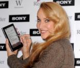 Jerry Hall lance le Sony Touch Edition/Sony Pocket Edition à Londres. 10/09/09